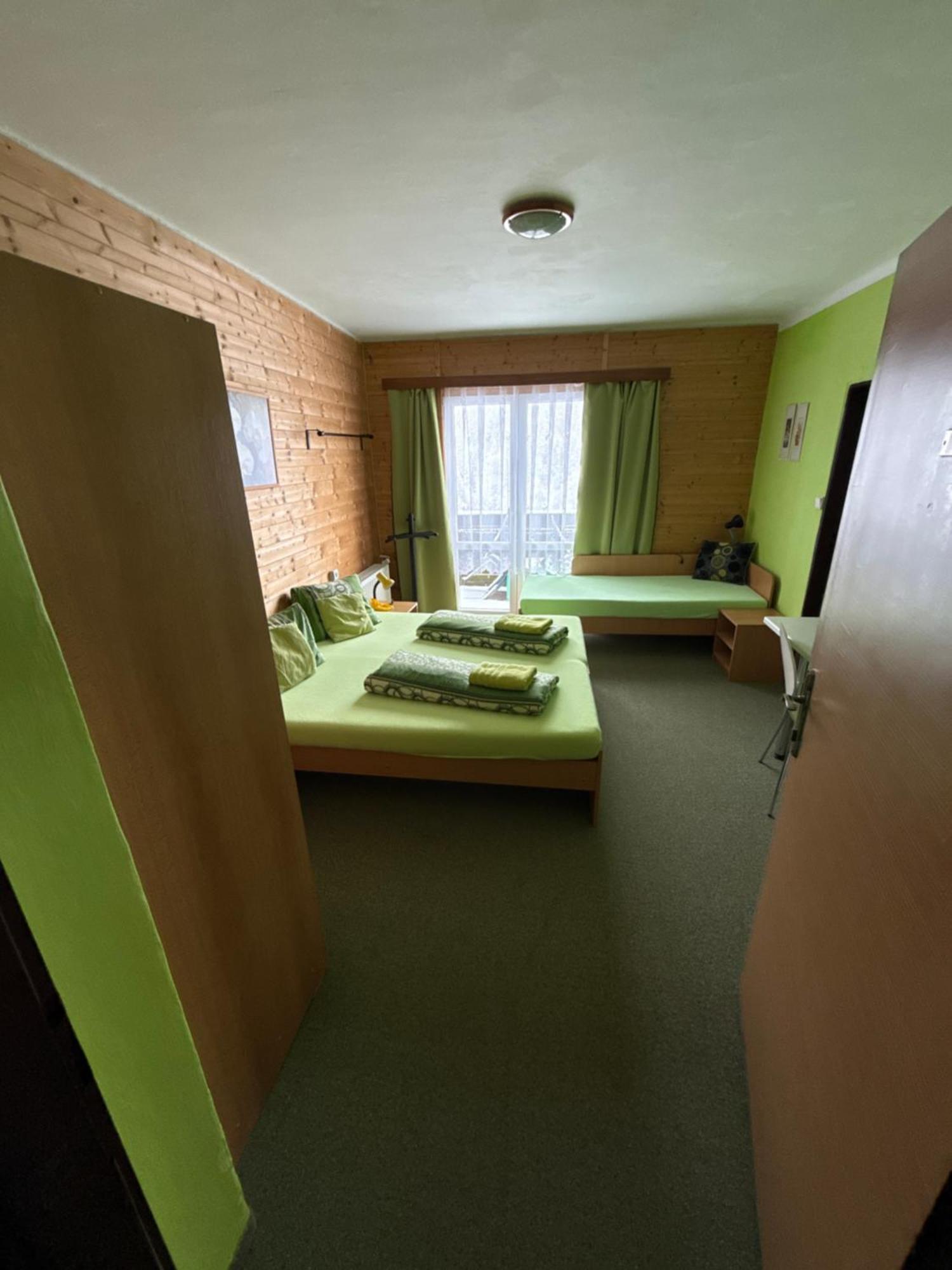 Hotel Zatisi Янське Лазне Номер фото